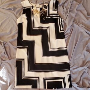 Black & White geometric